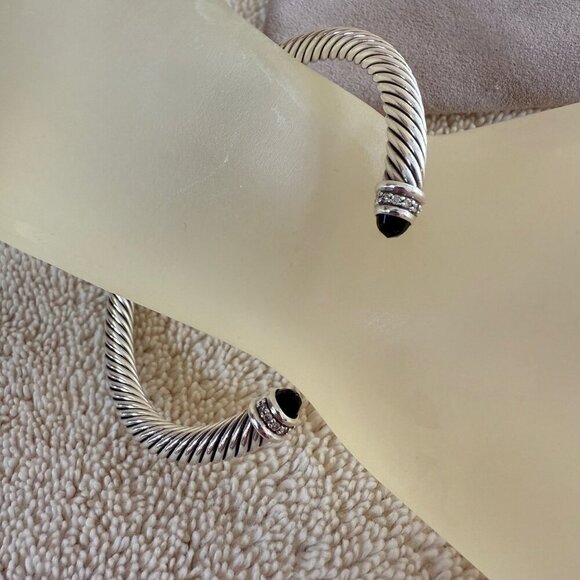 David Yurman Black Onyx Cable Bracelet - Picture 5 of 6